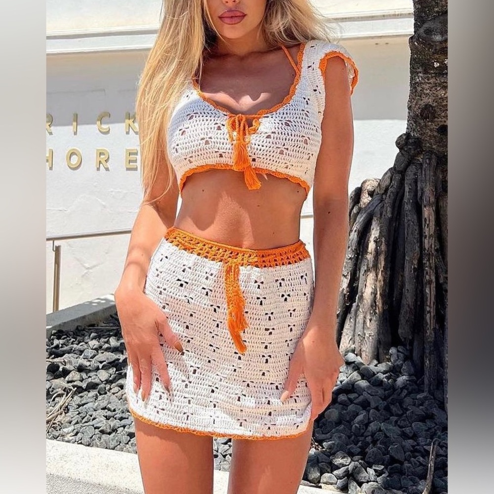 NEW!! $320 Isabelle Quinn - Ramona Crochet Set - Ivory/Citrus- HAND MADE